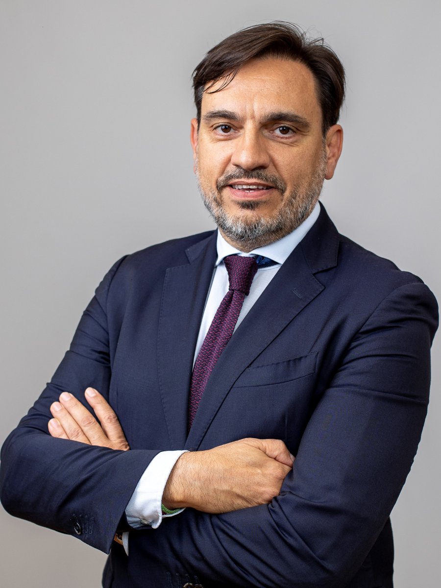 Dr. Emiliano García Coso Dr. Emiliano García Coso